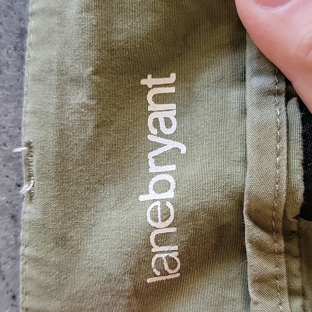 LANE BRYANT Shorts w/ Stylish Belt Loop Design Green size 16 - Picture 7 of 12